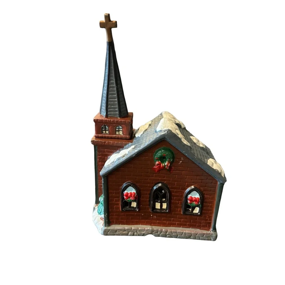 Winter Valley Villages Porcelain‎ Lighted House Church
